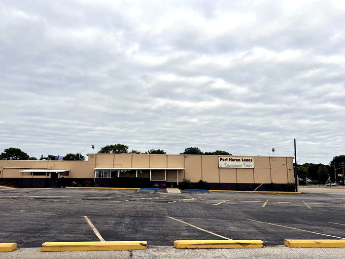 Port Huron Lanes - September 2022 Photo (newer photo)